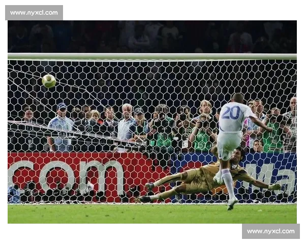 世俱杯争议：特雷泽盖抢罚失点遭开罗国民重罚百万